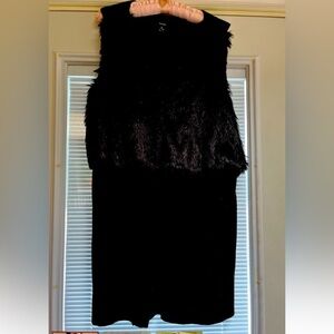 NWOT. Lovely Alfani Tunic Top